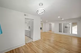 1219 Wisterwood Dr, Houston, TX 77043 - Photo 15