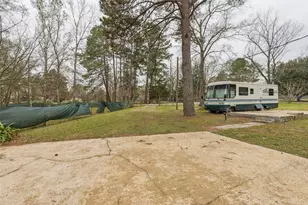 297 Peacock Path, Trinity, TX 75862 - Photo 17