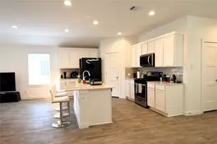 14238 Black Cyn Ln, Conroe, TX 77384 - Photo 11