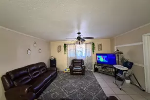 626 Saddle Rock Dr, Houston, TX 77037 - Photo 5