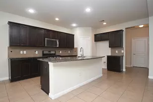 16614 Spirit Lake Ct, Houston, TX 77044 - Photo 5