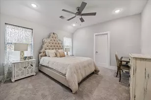 1713 Althea Dr, Houston, TX 77018 - Photo 35