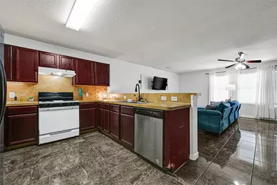 11750 Downey Violet Lane, Houston, TX 77044 - Photo 11