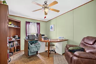 802 N 2nd St, Huntington, TX 75949 - Photo 15
