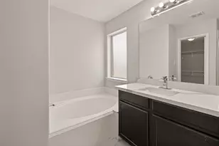 71 N Forrest Ave, La Porte, TX 77571 - Photo 31