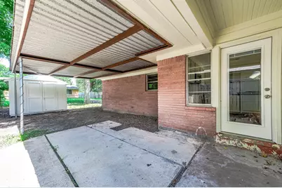1033 S Booth Lane, Alvin, TX 77511 - Photo 21