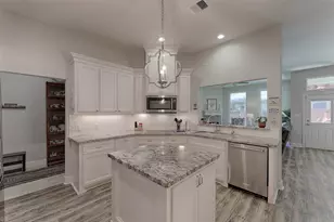 756 Holly Springs Dr, Conroe, TX 77302 - Photo 3