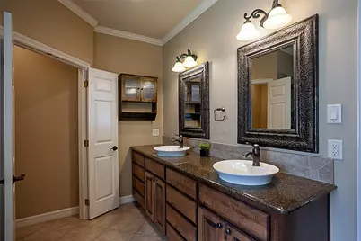 289 Broadmoor Drive, Huntsville, TX 77340 - Photo 15