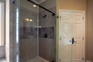289 Broadmoor Dr, Huntsville, TX 77340 - Photo 17