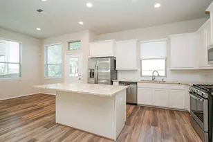 239 Biltmore Loop, Montgomery, TX 77316 - Photo 17