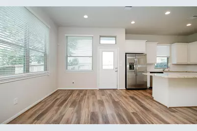 239 Biltmore Loop, Montgomery, TX 77316 - Photo 13