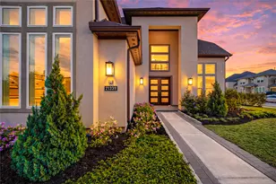 21339 Crescent Winged Dr, Cypress, TX 77433 - Photo 3