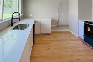 427 Wood St, Navasota, TX 77868 - Photo 7