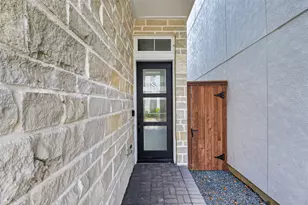 3615 Cambridge Gate Ln, Houston, TX 77055 - Photo 3
