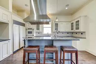 122 Vieux Carre Dr, Houston, TX 77009 - Photo 13