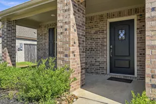 7526 Greenbriar Canyon Ln, Katy, TX 77493 - Photo 3