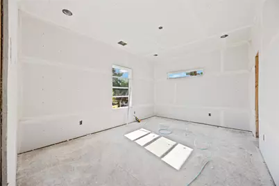 801 E 32nd 1/2 Street, Houston, TX 77022 - Photo 23