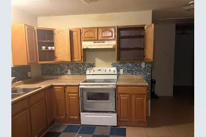 122 Gulls Cut S, Baytown, TX 77523 - Photo 3