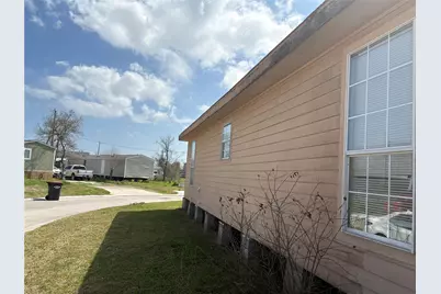 122 Gulls Cut S, Baytown, TX 77523 - Photo 17