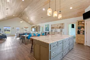 2585 Tide Dr, Crystal Beach, TX 77650 - Photo 19