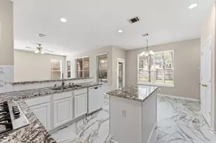 91 S Downy Willow Cir, The Woodlands, TX 77382 - Photo 19