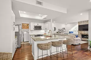 308 Litchfield Ln, Houston, TX 77024 - Photo 17