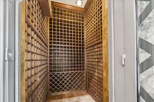 2330 Maroneal St, Houston, TX 77030 - Photo 17