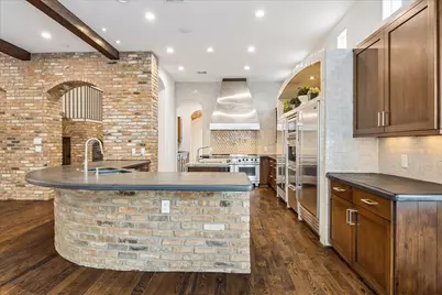 2330 Maroneal Street, Houston, TX 77030 - Photo 13