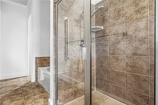 7134 S Mapleridge Street S, Houston, TX 77081 - Photo 21