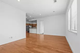 7134 S Mapleridge Street S, Houston, TX 77081 - Photo 25