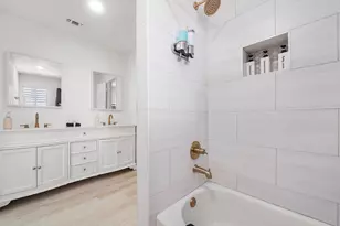 8007 Beluche Dr, Galveston, TX 77551 - Photo 23