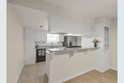3406 Lemon Tree Lane, Houston, TX 77088 - Photo 9