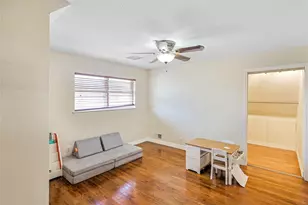 34 W Dansby Dr, Galveston, TX 77551 - Photo 27