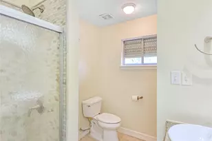 34 W Dansby Dr, Galveston, TX 77551 - Photo 21