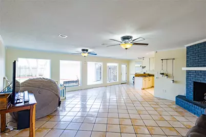 34 W Dansby Drive, Galveston, TX 77551 - Photo 15