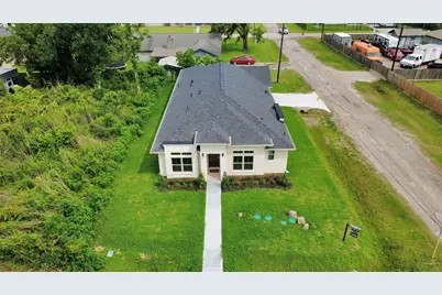 16747 Forest Trail Drive, Channelview, TX 77530 - Photo 11