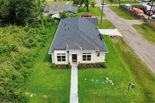 16747 Forest Trail Dr, Channelview, TX 77530 - Photo 11