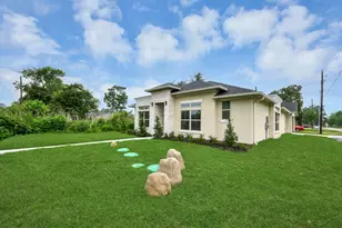 16747 Forest Trail Dr, Channelview, TX 77530 - Photo 11