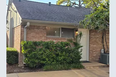 1016 E Tri Oaks Lane #86, Houston, TX 77043 - Photo 17