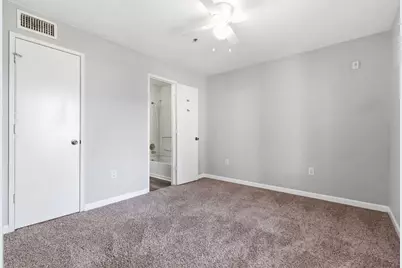 517 Southwest Parkway #204, College Station, TX 77840 - Photo 25