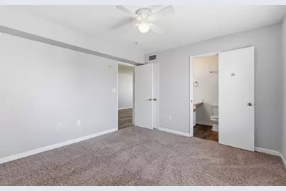 517 Southwest Parkway #204, College Station, TX 77840 - Photo 15
