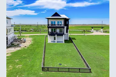 328 Seagrass, Gilchrist, TX 77617 - Photo 37