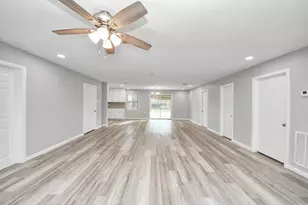 7922 Sheree St, Houston, TX 77049 - Photo 11