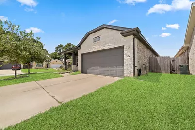11710 Rosehall Reach Lane, Tomball, TX 77377 - Photo 3