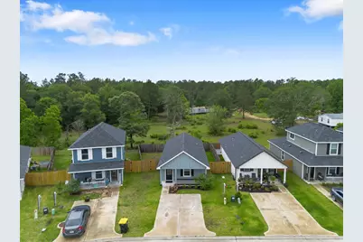 17038 Marie Village Drive, Conroe, TX 77306 - Photo 3