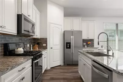 938 Youth Water Road, Montgomery, TX 77316 - Photo 5