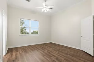 901 McKinney Park Ln, Houston, TX 77003 - Photo 15