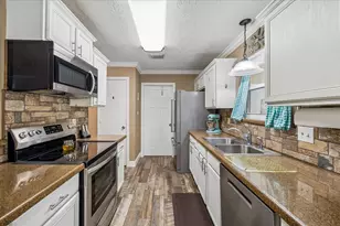 641 Co Rd 404, Dayton, TX 77535 - Photo 9