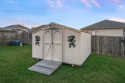 12619 Hackberry Drive, Willis, TX 77318 - Photo 21