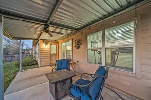 12619 Hackberry Dr, Willis, TX 77318 - Photo 23